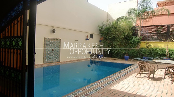 Jolie villa à louer avec piscine su boulevard Mohammed VI