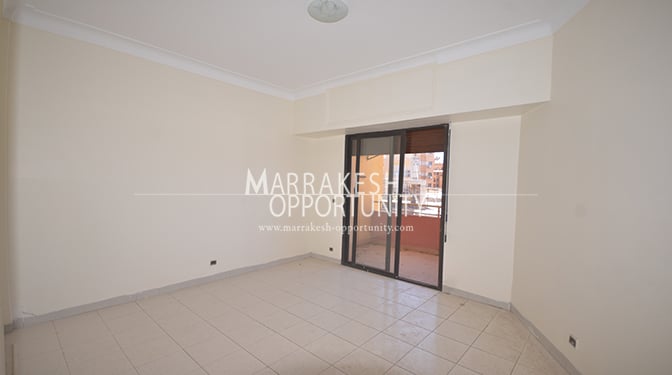 Location bureau situé sur la route de casa