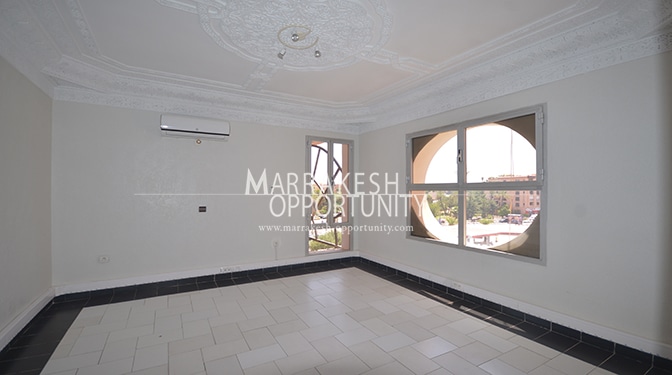 Location bureau duplex