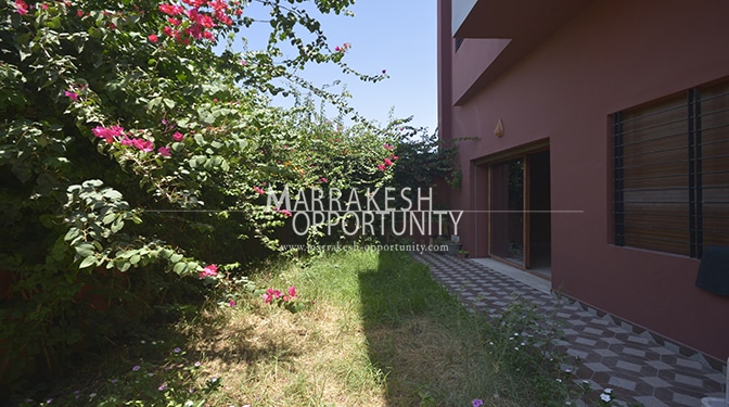 Location villa vide avec jardin privative