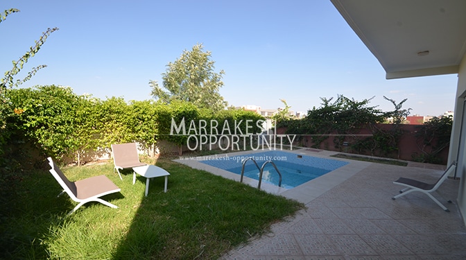 Location villa moderne dans une prestigieuse résidence