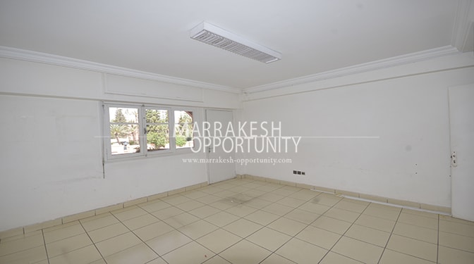 Location bureau situé sur l’un des principaux boulevards