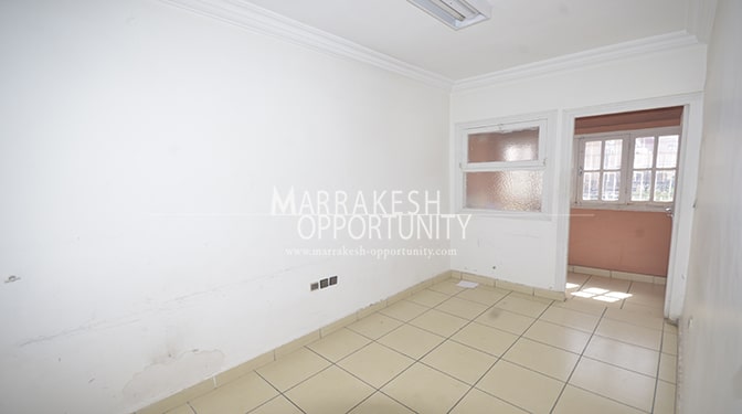 Location bureau situé sur l’un des principaux boulevards