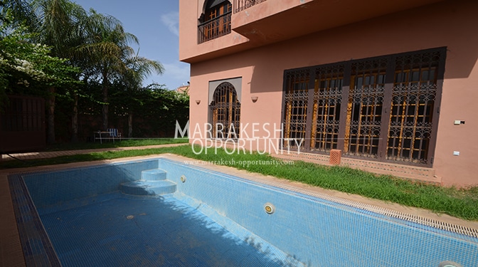 Location Villa de luxe avec piscine privée à Targa Marrakech