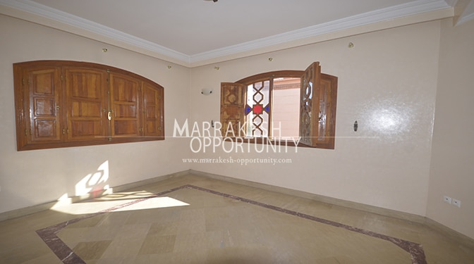 Location villa avec jardin et piscine privatif