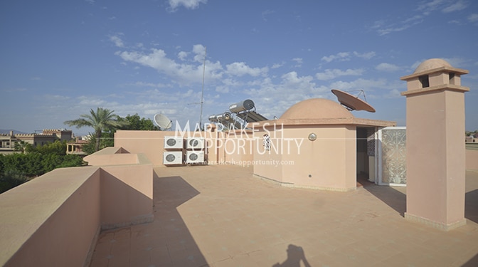 Location villa avec jardin et piscine privatif