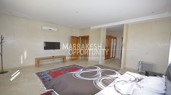 Villa moderne avec vue sur le golf à Marrakech en location