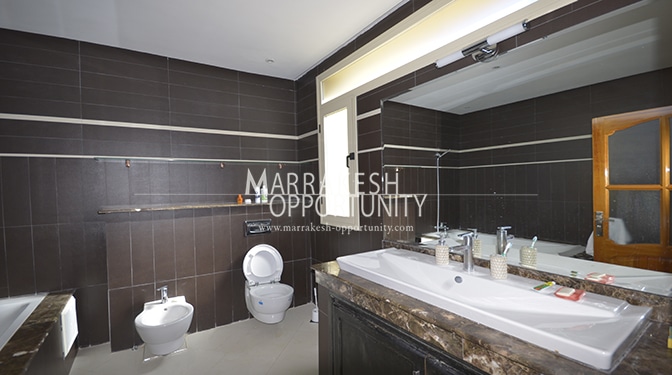 Villa moderne avec vue sur le golf à Marrakech en location