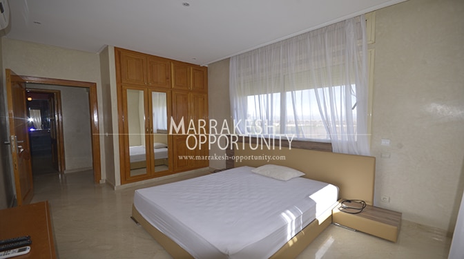 Villa moderne avec vue sur le golf à Marrakech en location