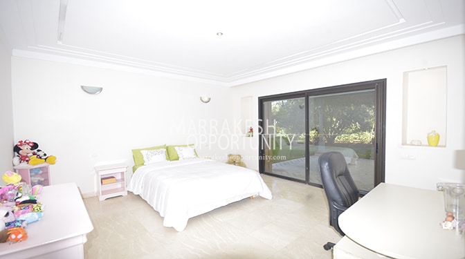 Magnificent Modern Villa for Sale with Pool in Agdal