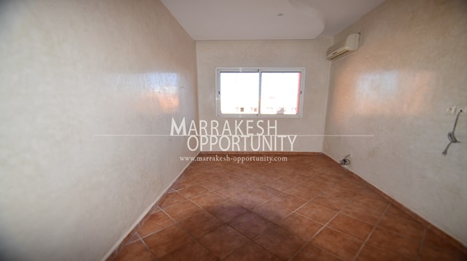 Location appartement vide situé au cœur de la ville