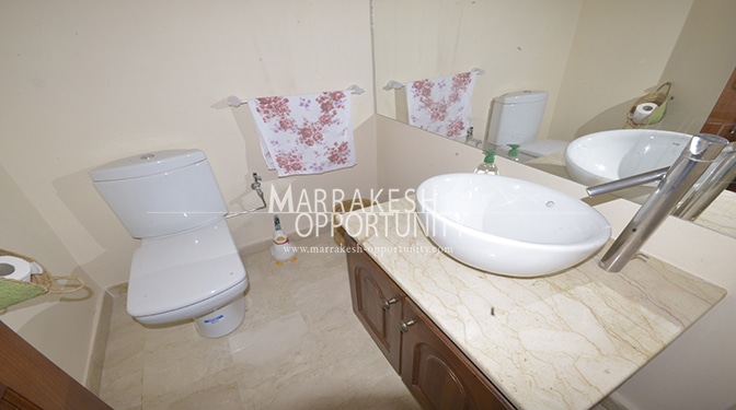 Location appartement situé à deux pas du lycée Victor hugo