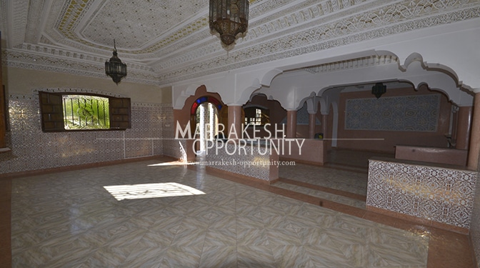 Location Villa situé sur la route de casa