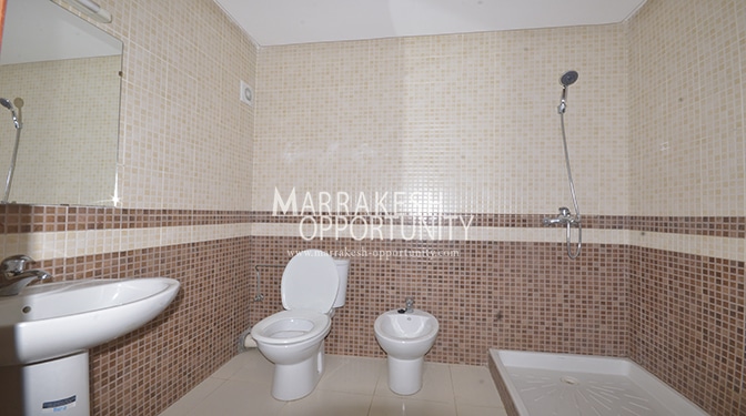 Location studio vide