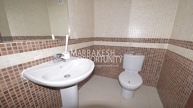 Location studio vide