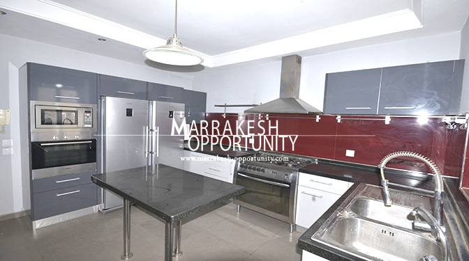 Spacious Duplex for Long-term Rental in Gueliz