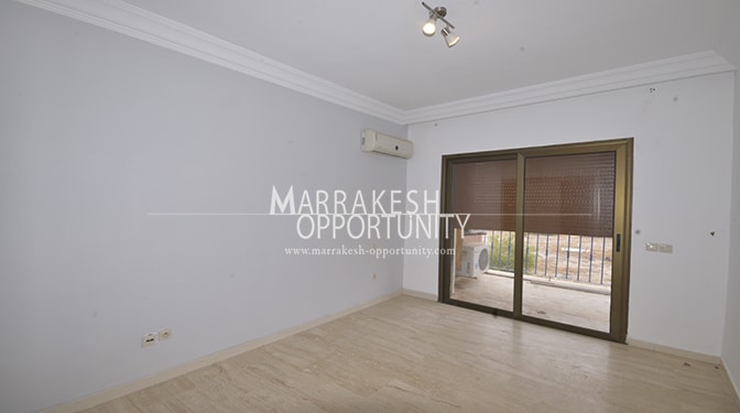 Location appartement idéalement situé sur la route de casa