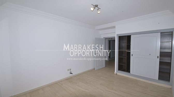 Location appartement idéalement situé sur la route de casa