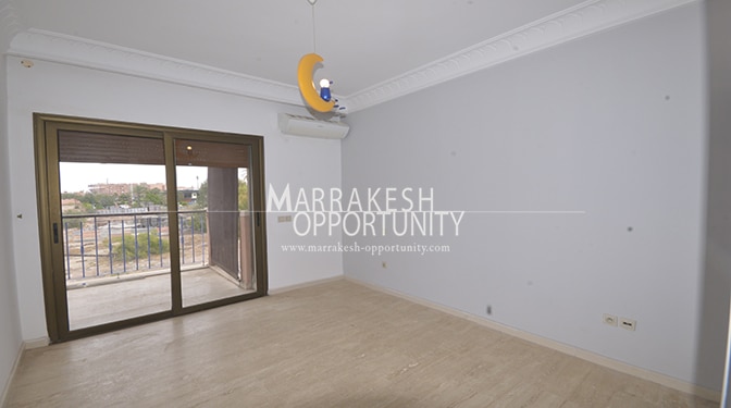 Location appartement idéalement situé sur la route de casa