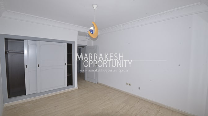 Location appartement idéalement situé sur la route de casa