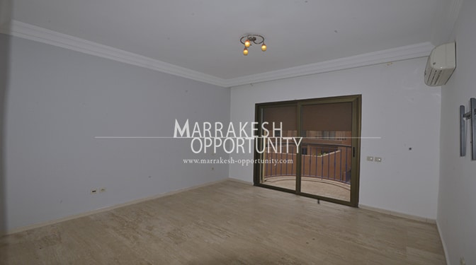 Location appartement idéalement situé sur la route de casa