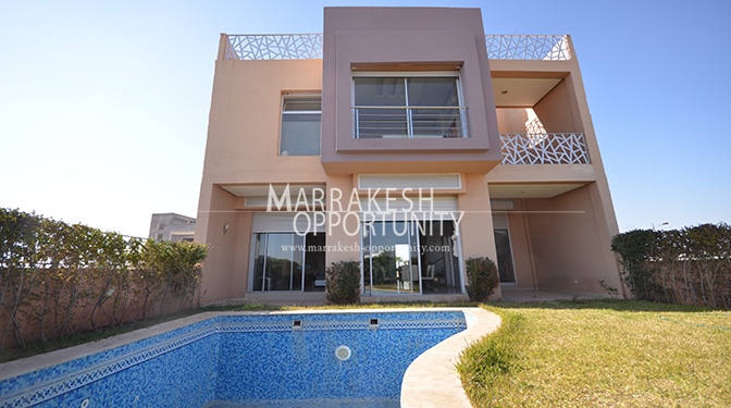 Villa for Sale in Route d'Amizmiz
