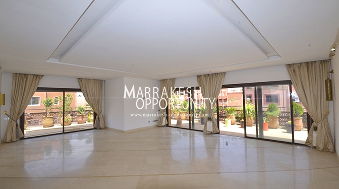 Location appartement avec grande terrasse