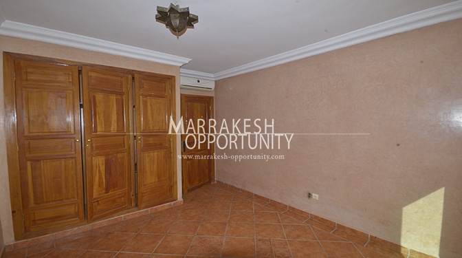 Location studio de 54m² au 3émé étage au centre ville