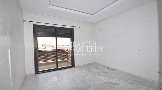 Unfurnished Apartment for Long-term Rental