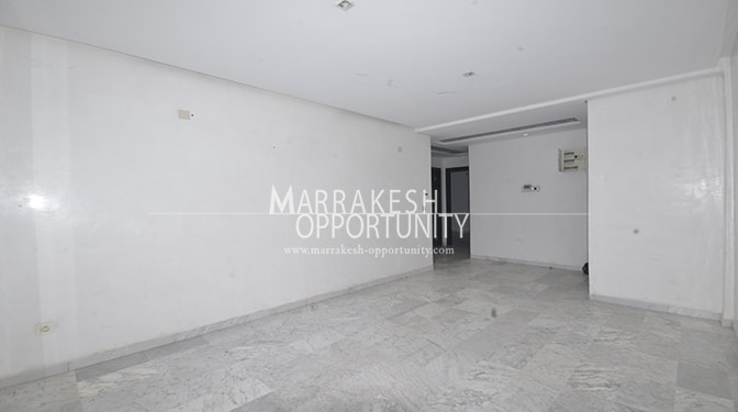 Unfurnished Apartment for Long-term Rental