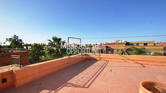 Location villa avec piscine et jardin