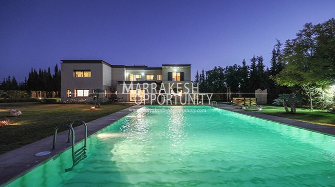 Location villa meublée avec piscine chauffée