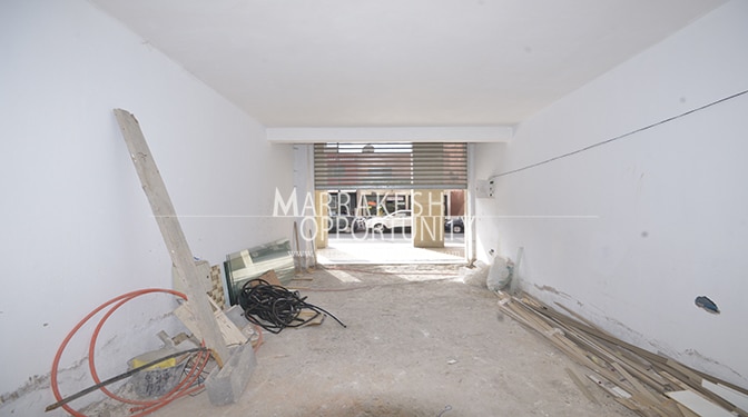 Location local commercial au centre ville «Géuliz»