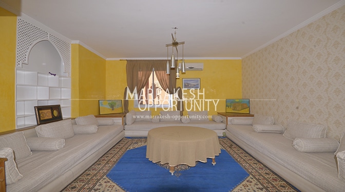 Location annuelle de joli appartement meublé