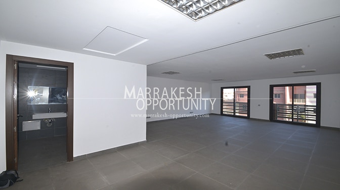 Location plateau bureau situé en plein centre