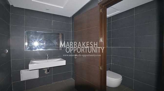 Location plateau bureau situé en plein centre