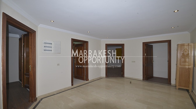 Location villa sur 3 niveaux au sous-sol une double cuisine