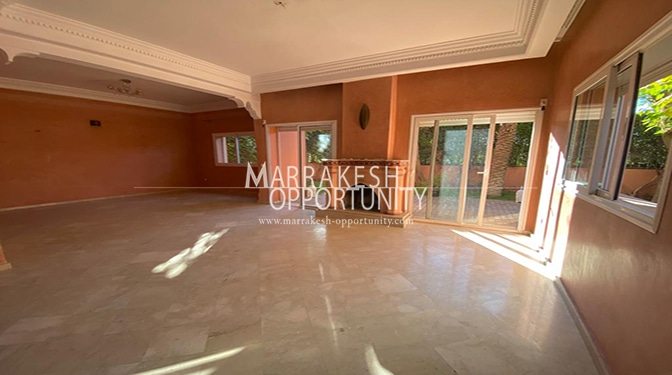 Villa moderne avec piscine en location à Targa Marrakech