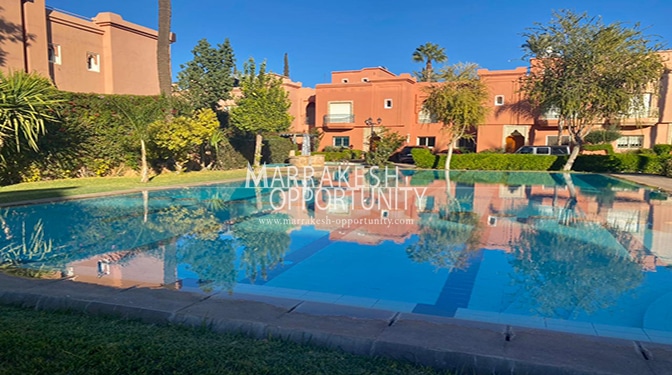 Villa moderne avec piscine en location à Targa Marrakech