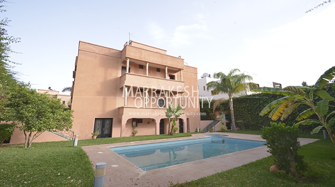 Luxury Villa for Sale with Pool with Garden in Targa