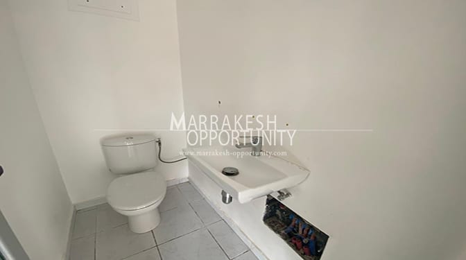 Commercial Space for Long-term Rental in Gueliz