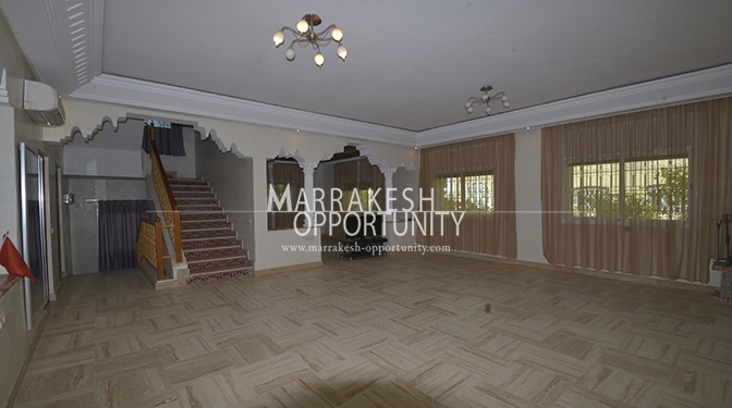 Location Villa Vide Route de Casa Confort et Proximité