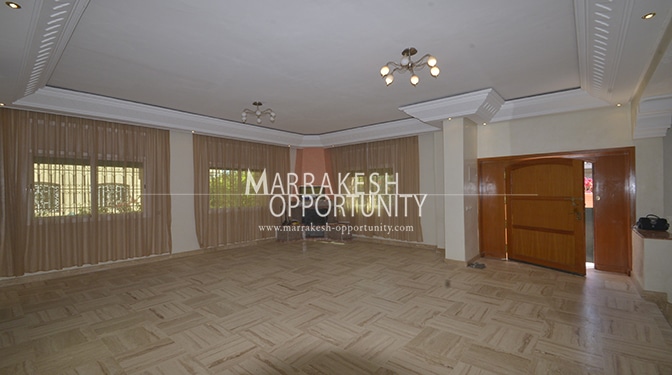 Location Villa Vide Route de Casa Confort et Proximité