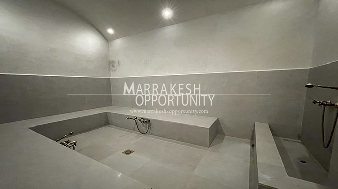 Location villa moderne avec une belle piscine