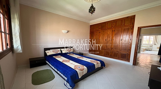 Location étage villa situé sur la route de casa