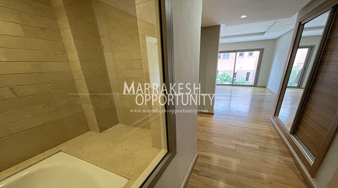 Location superbe appartement non meublé