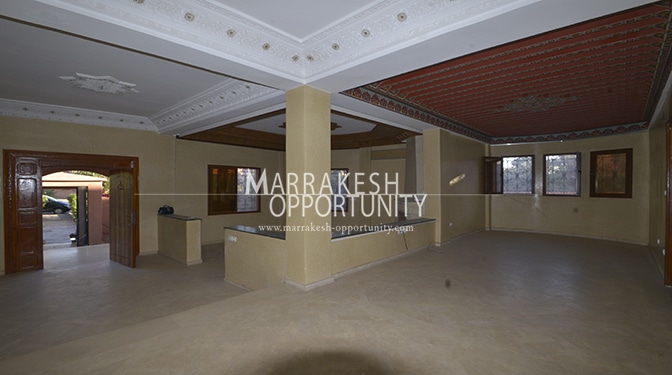 Location villa vide au quartier targa