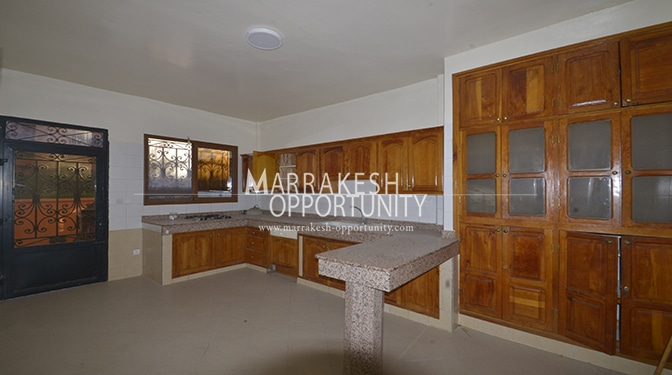 Location villa vide au quartier targa