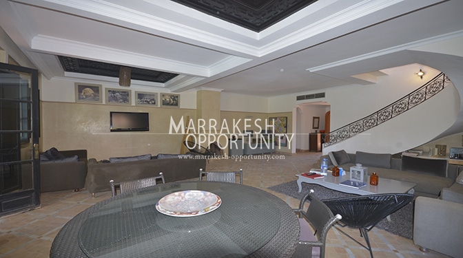 Villa for Sale with Pool in Palmeraie