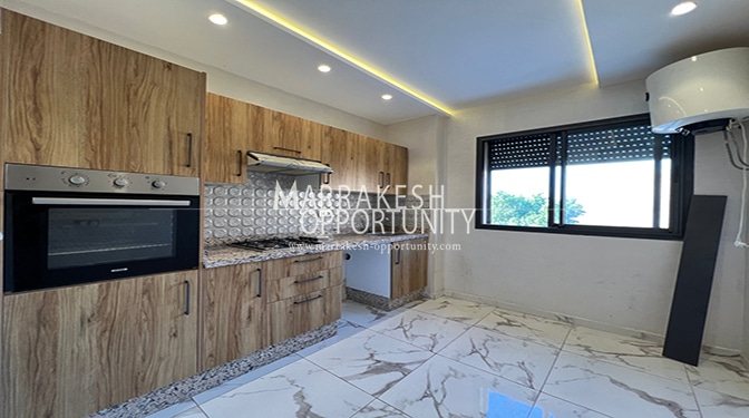 Location appartement vide moderne à guéliz